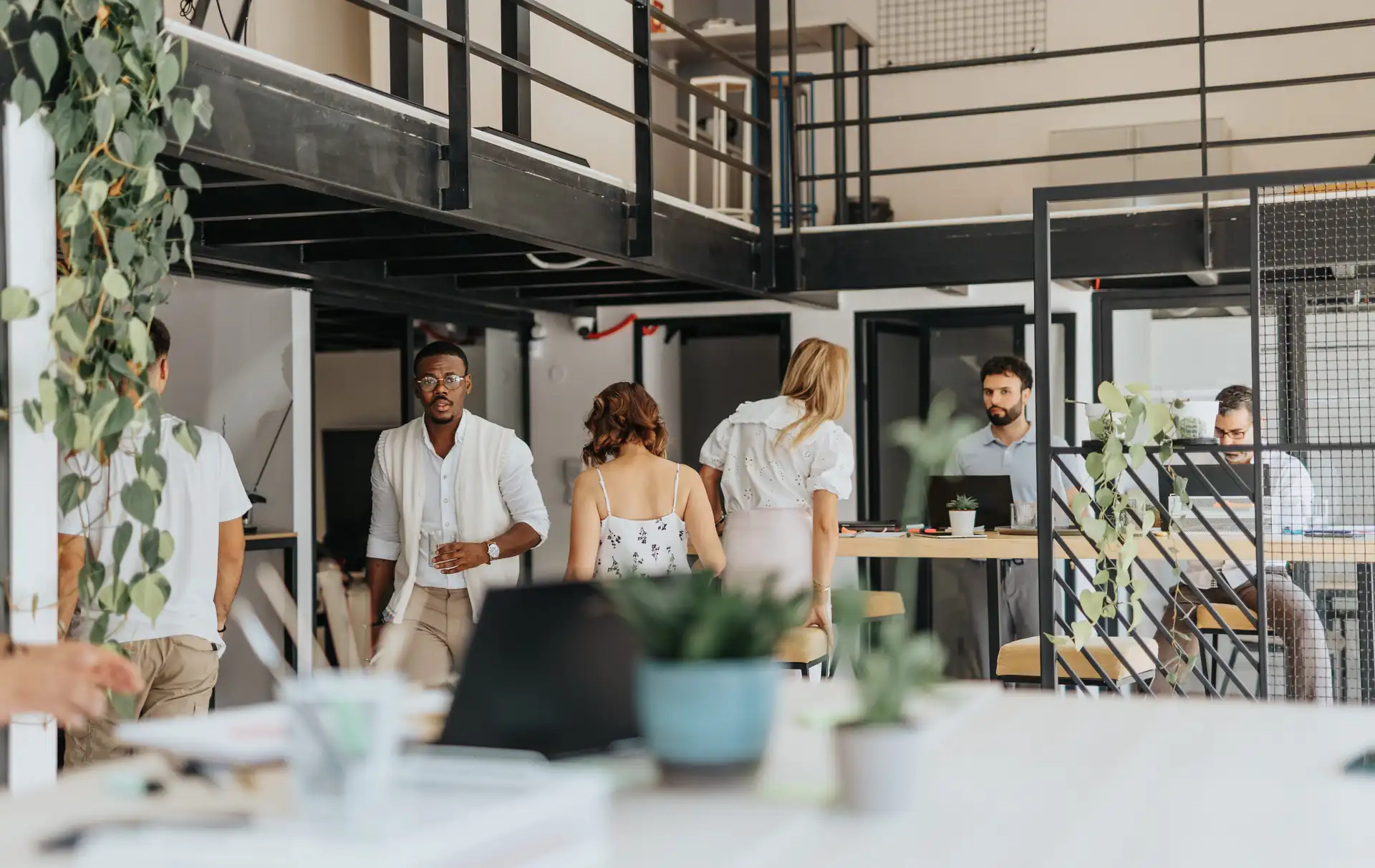 Espace coworking La Rochelle — entrepreneurs TPE artisans Charente-Maritime